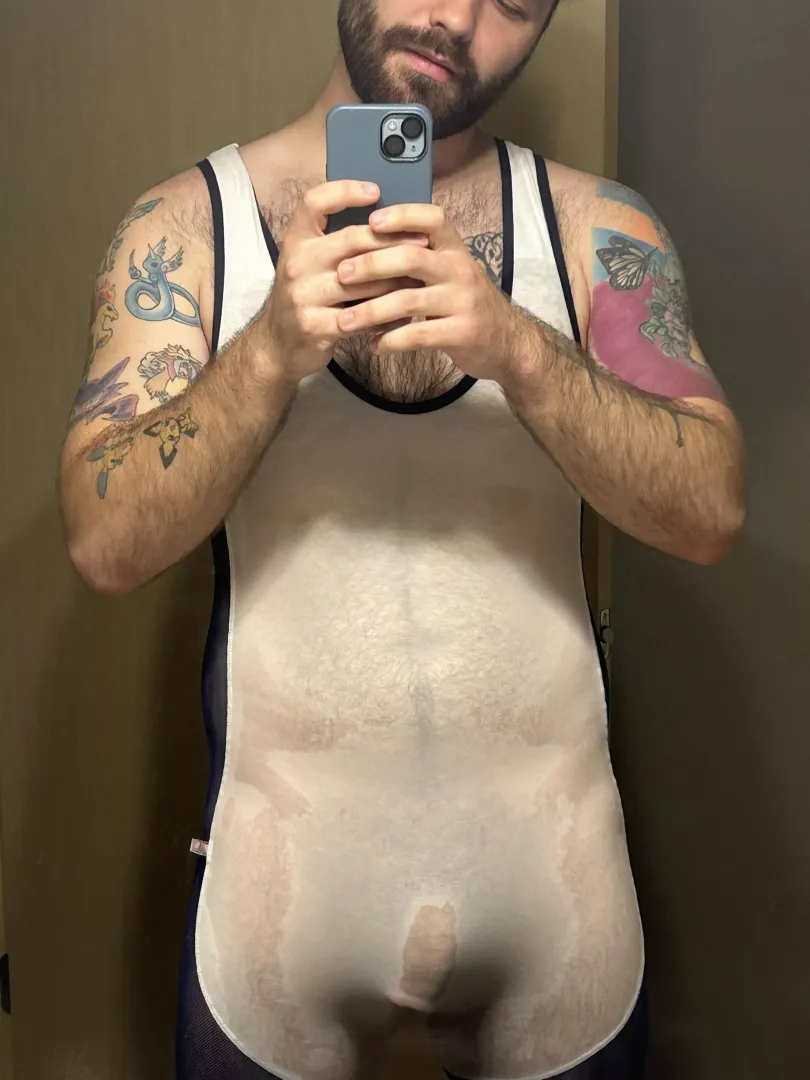 Are wet singlet competitions a thing?