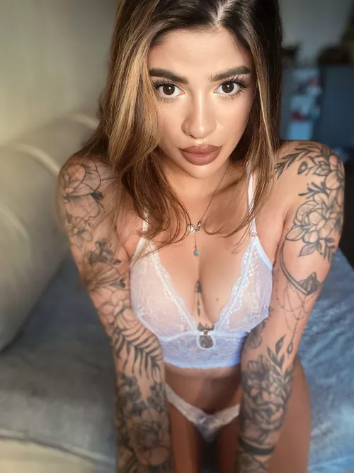 Are white lace outfits cool?