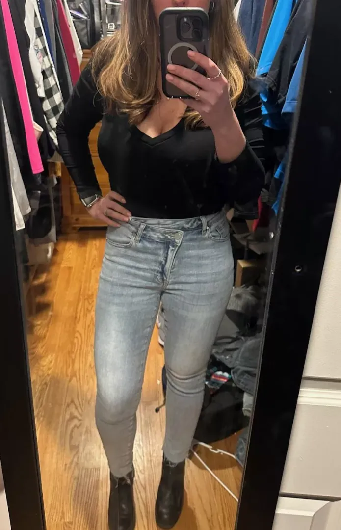 Are you craving some milf this morning