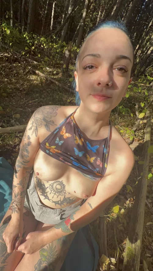 are you cumming on my face or my tits?