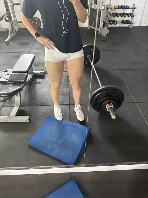 Are you into 18yo girls who could crush you with their thighs?