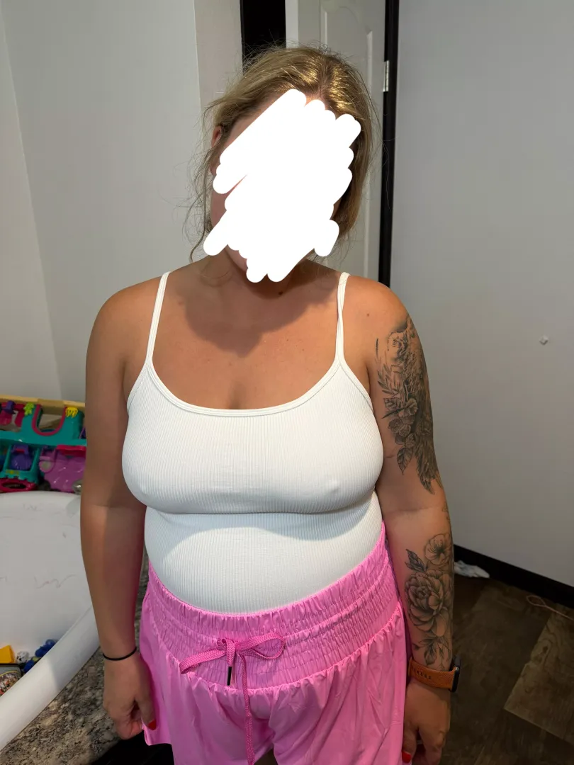 Are you into chubby moms?