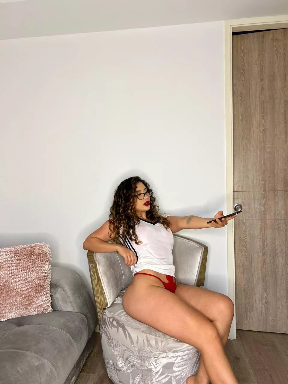 Are you into thick Latina women?
