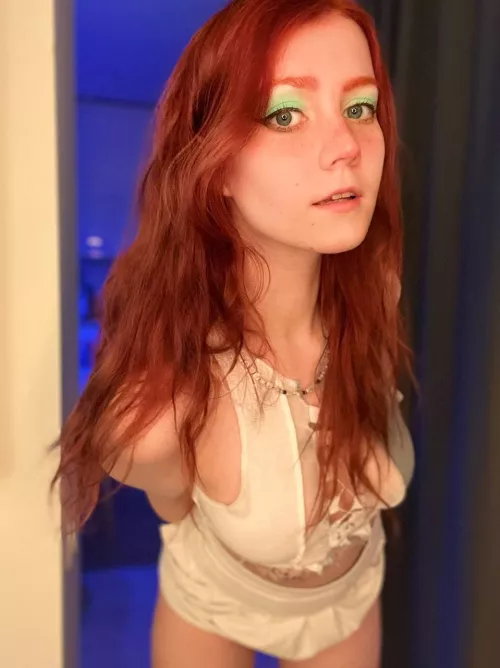 Are you looking into my eyes or at my boobs