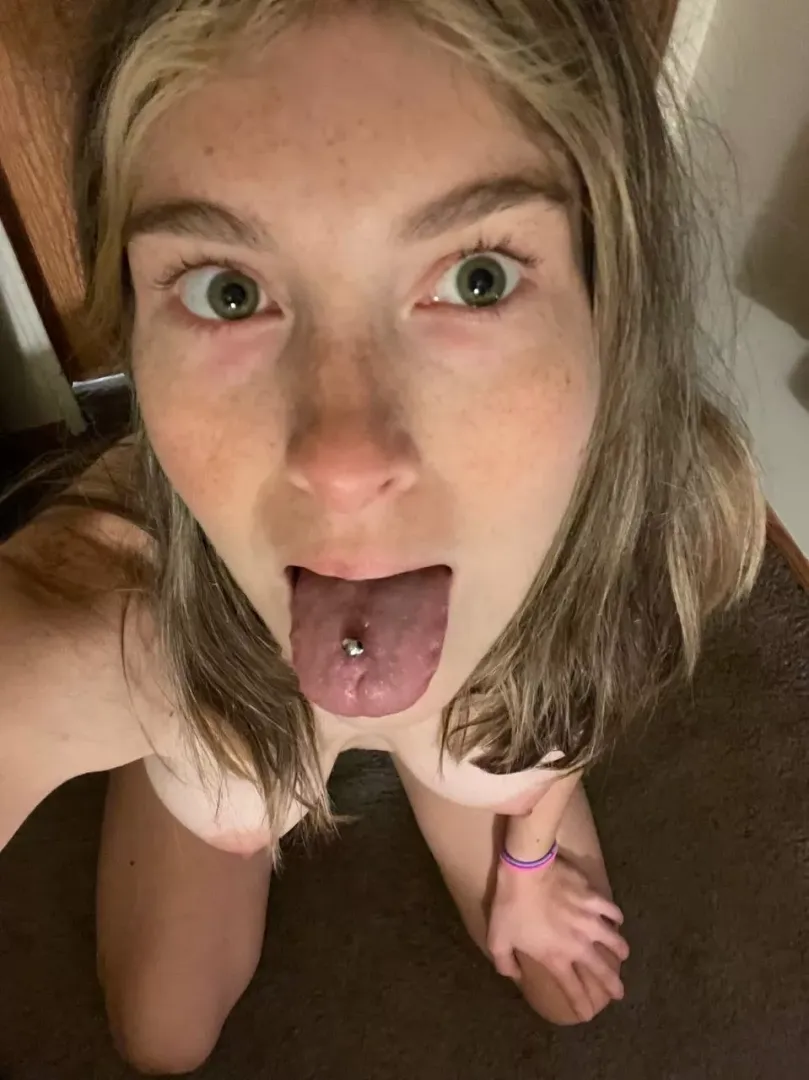 🍆 Are you one for tongue? 💦