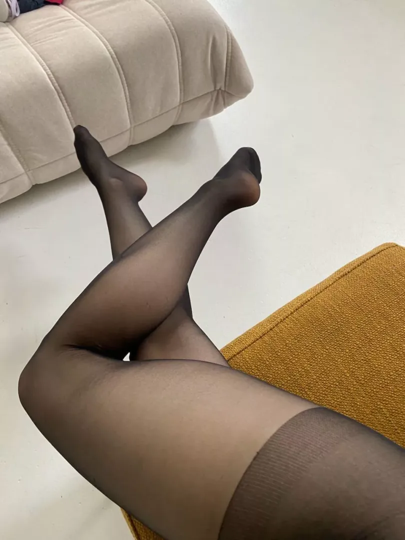 Are you turned on by my legs in pantyhose?
