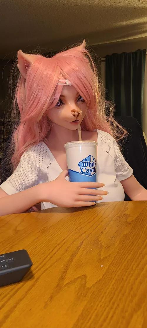 Ari said she wants a cheat shake