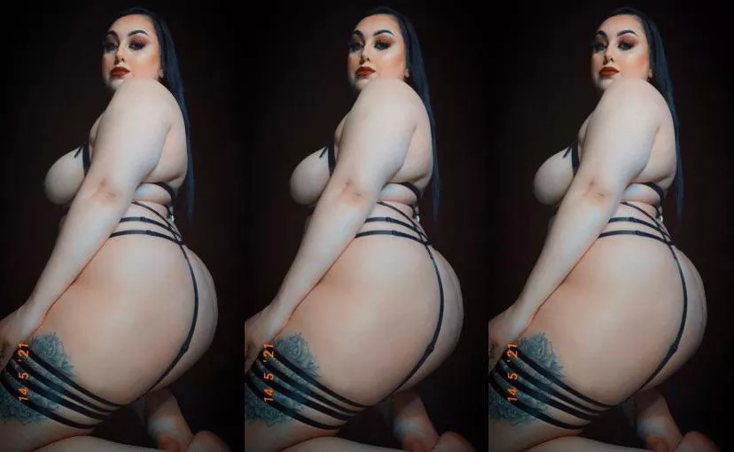 Ass or titties: pick one