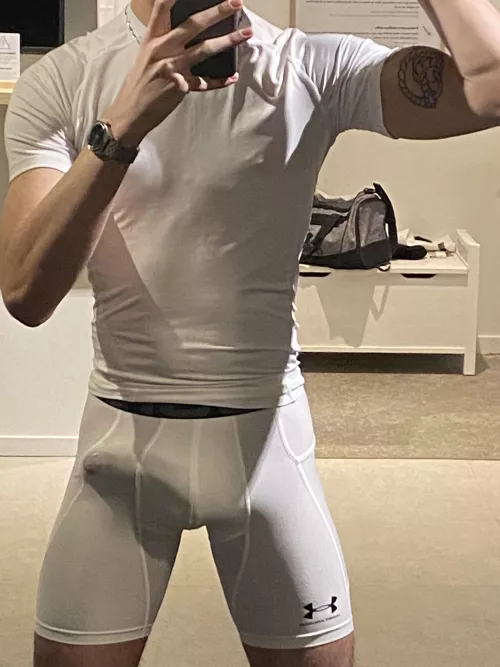 At private gym, no cameras