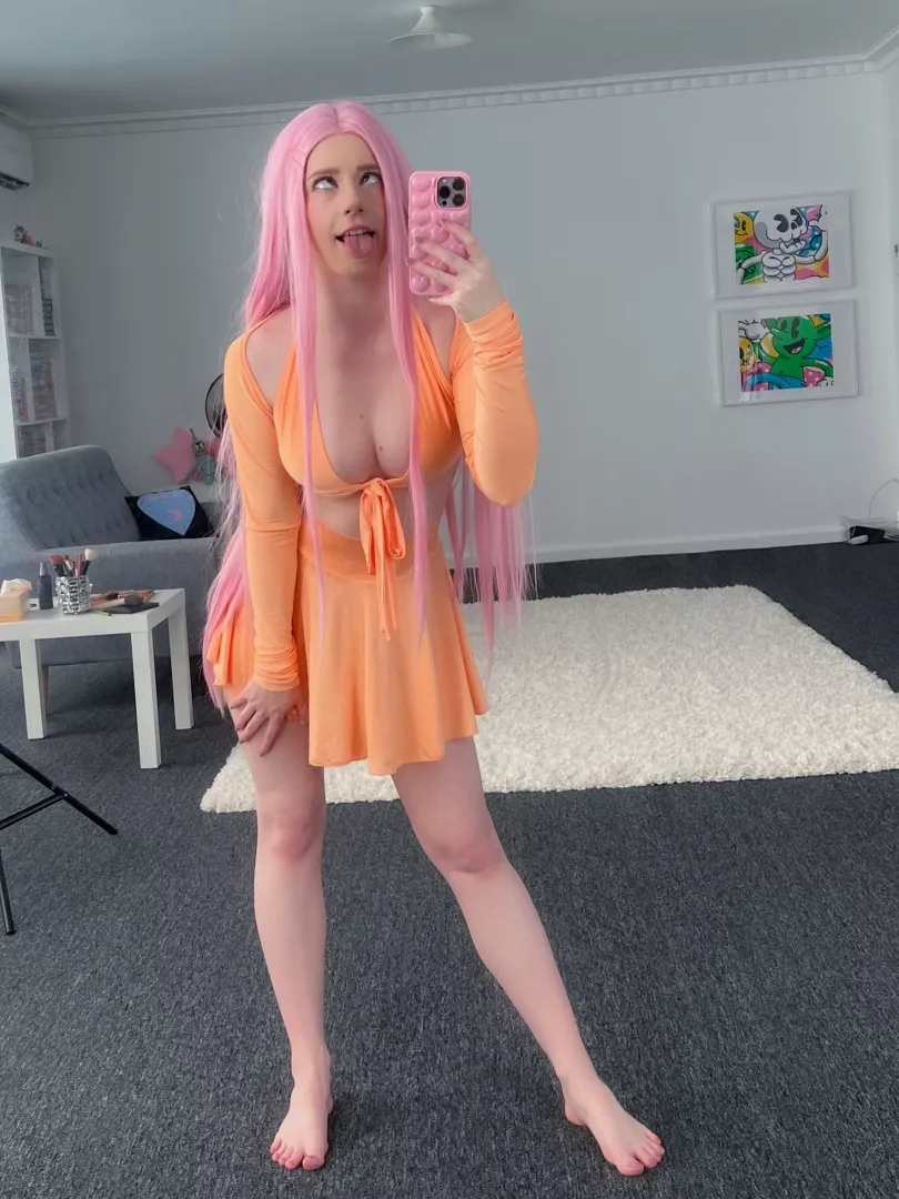 Average female reddit user in 2023 💀