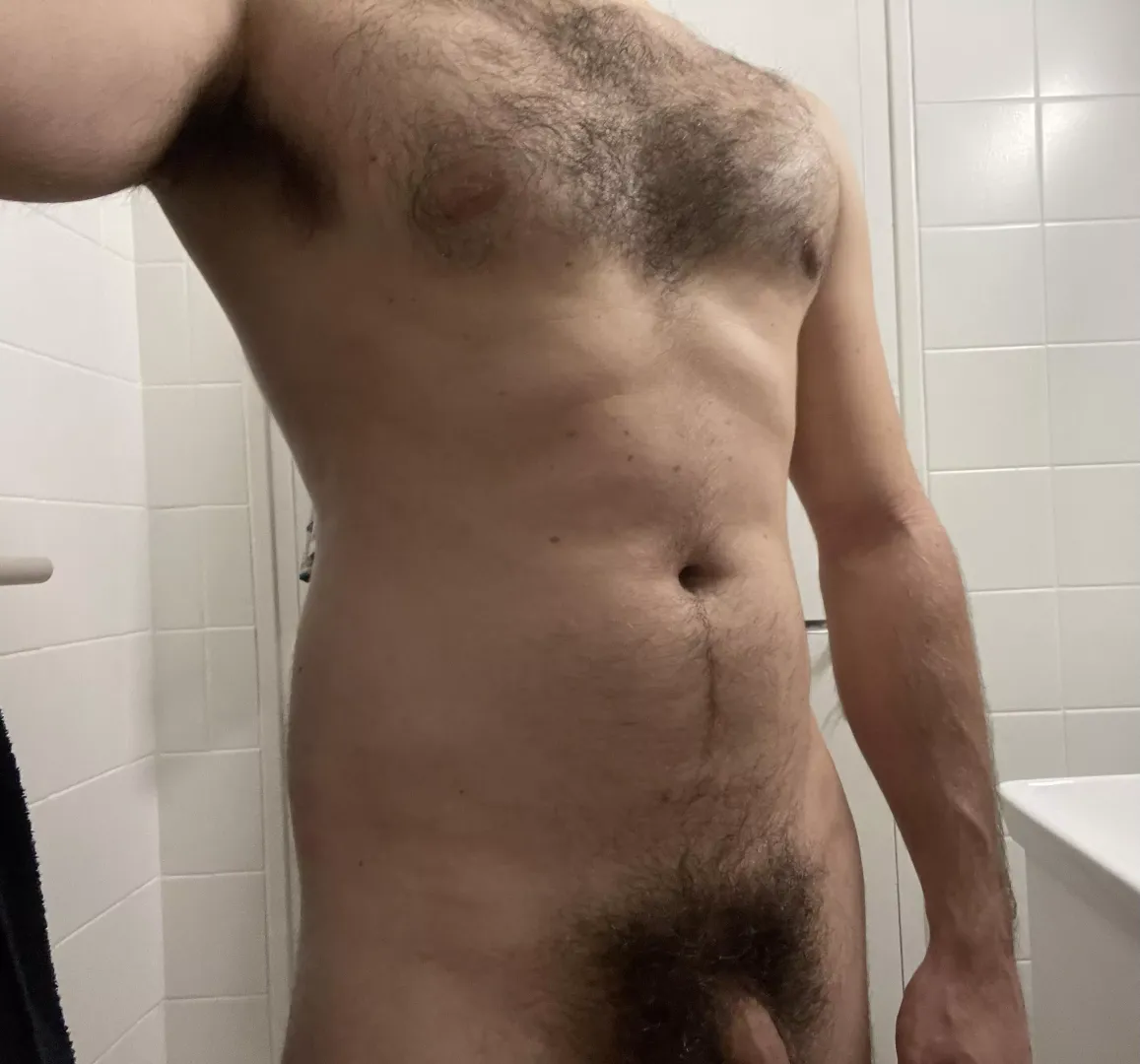 Back from a bike ride, working on loosing the belly fat for this summer