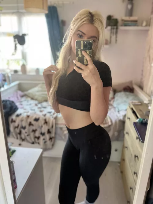 Back to the gym tomorrow ⭐️ [F]