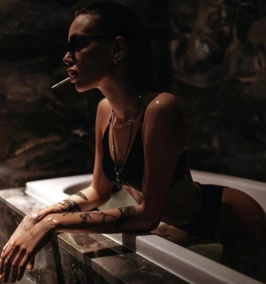 Bath 🛀 Smoke