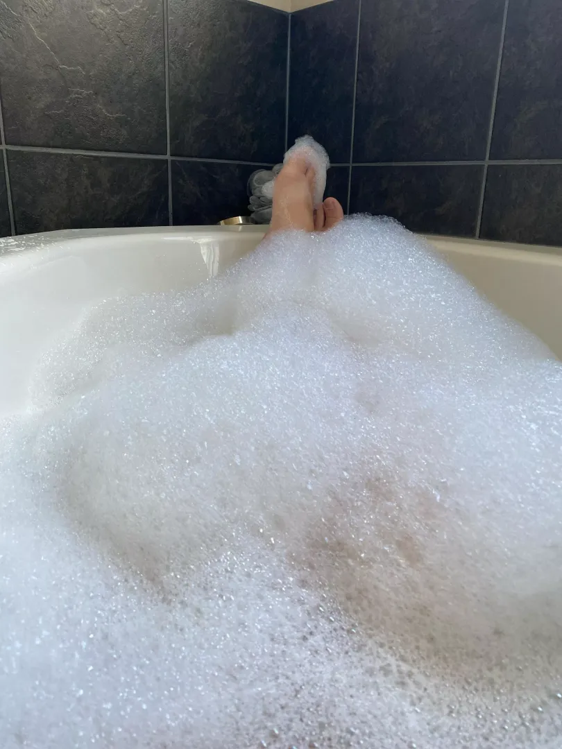 Bath Ti[m]e