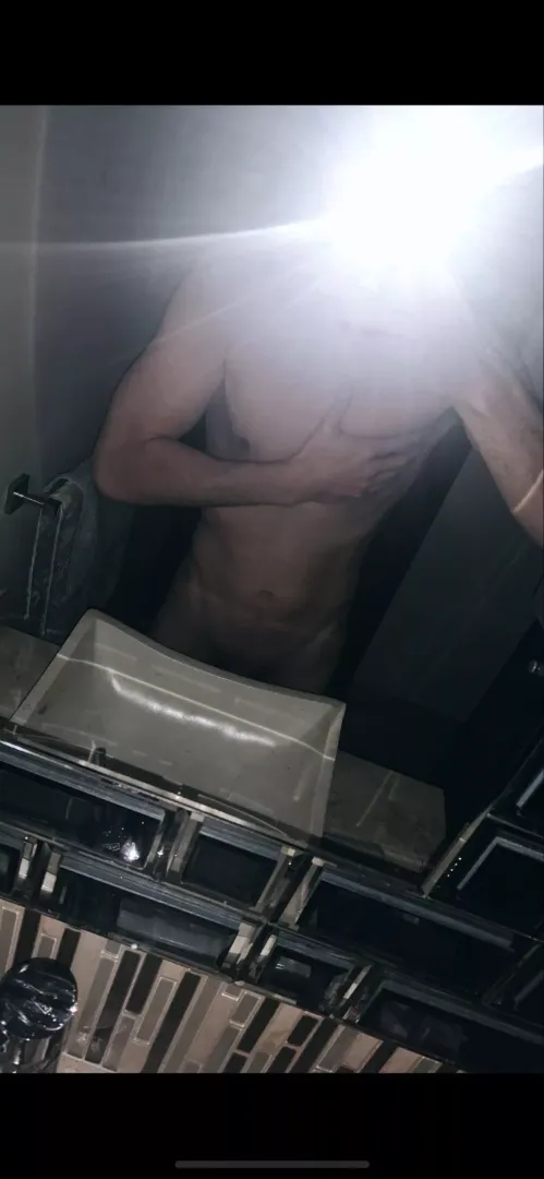 Bathnude