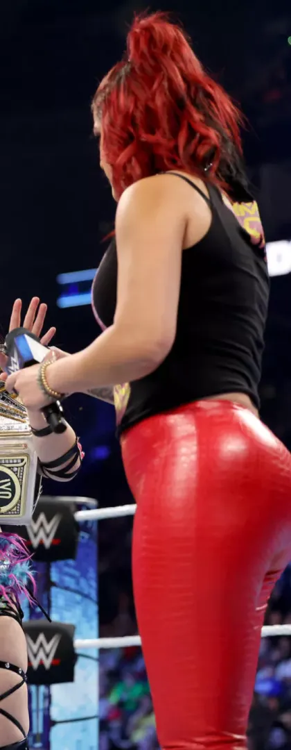 Bayley 🍑