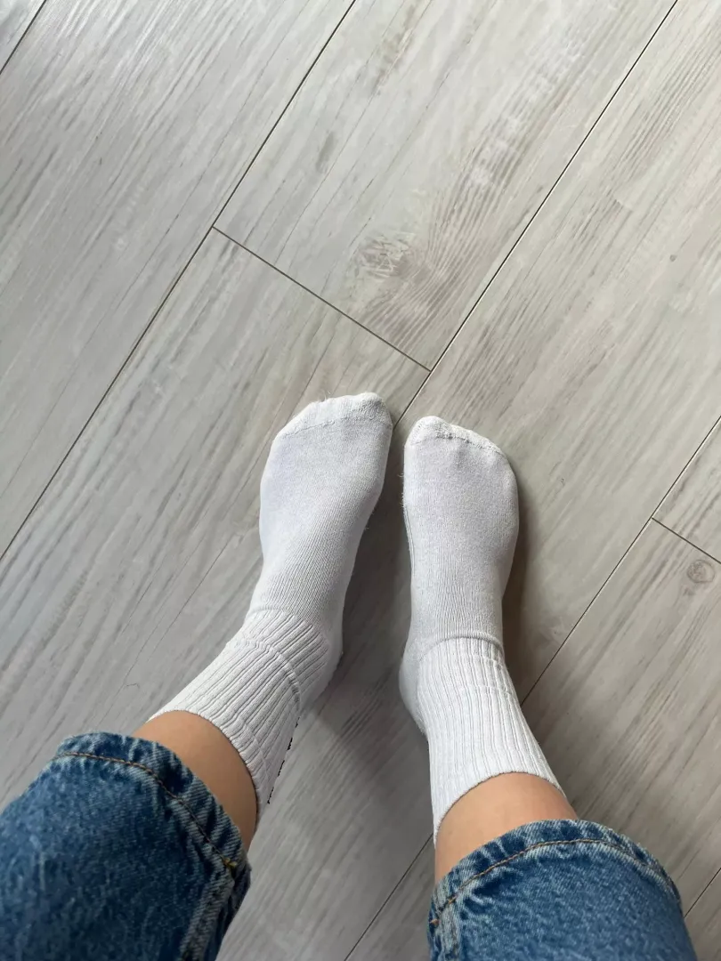Be a good boy and suck my socks off