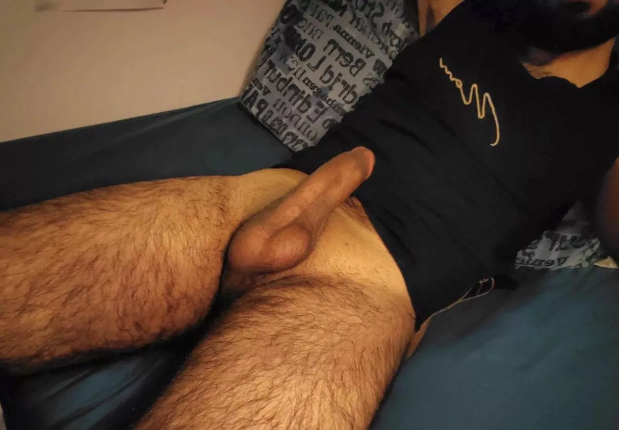 Be honest who wants to sit my my lap
