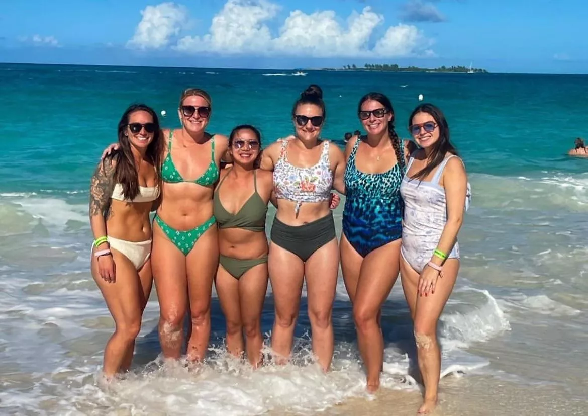 Beach babes