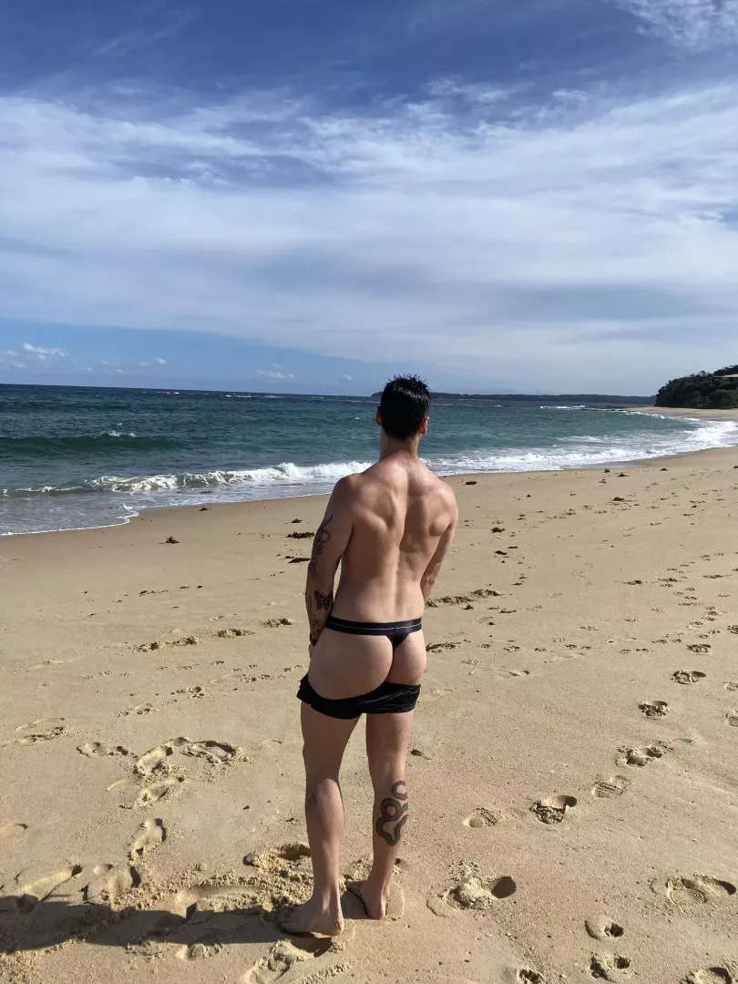 Beach day 🙊