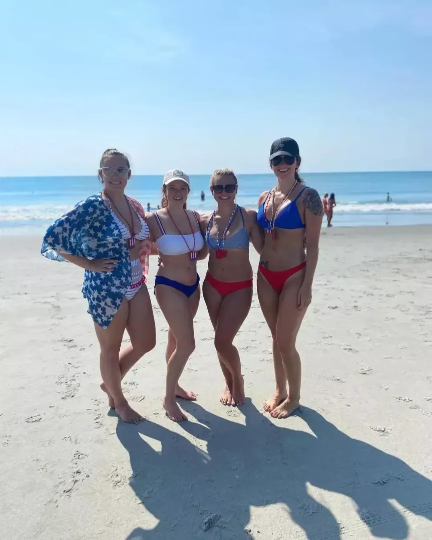 Beach Girls