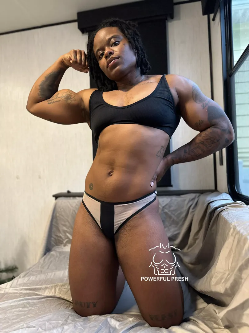 Beauty mixed with beast 💪🏾