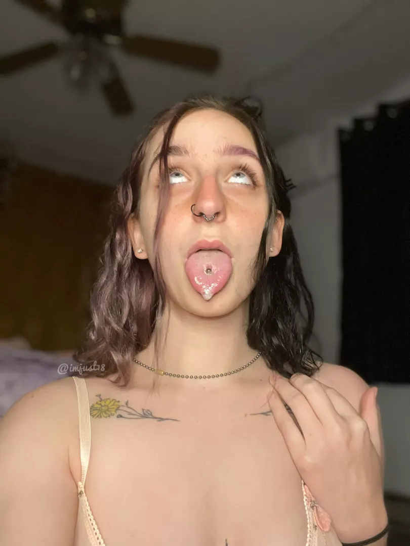 Begging to cum 🥵