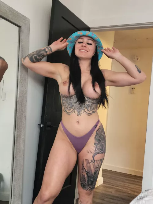 Bein goofy showin my boobies
