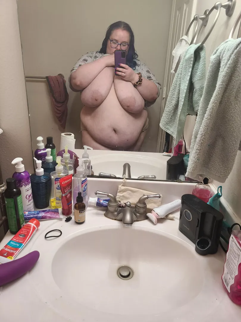 Belly or tits