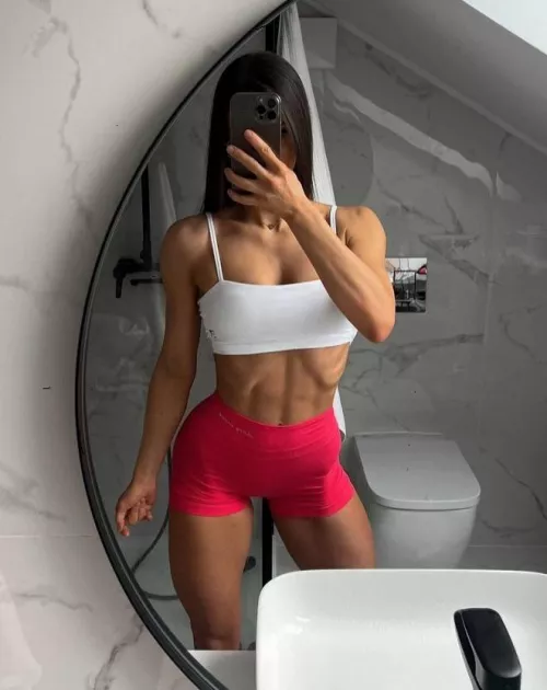 belly with abs