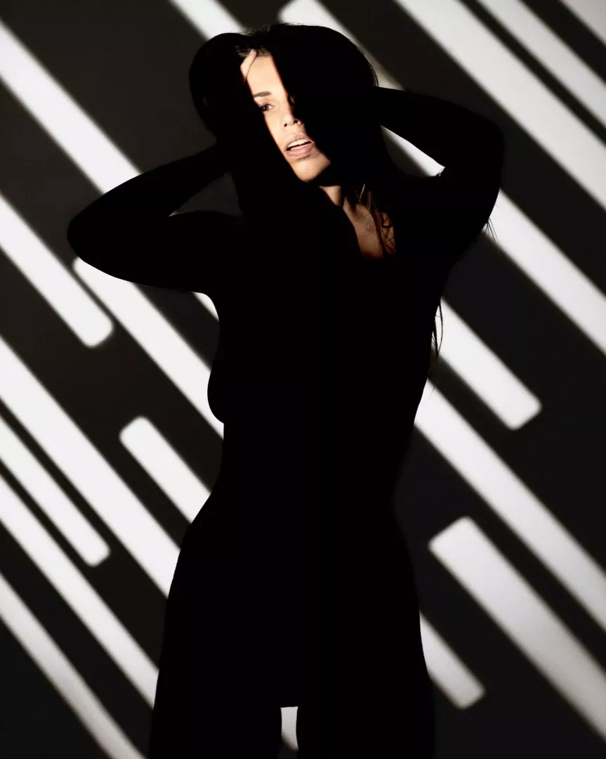 Between the lines 
