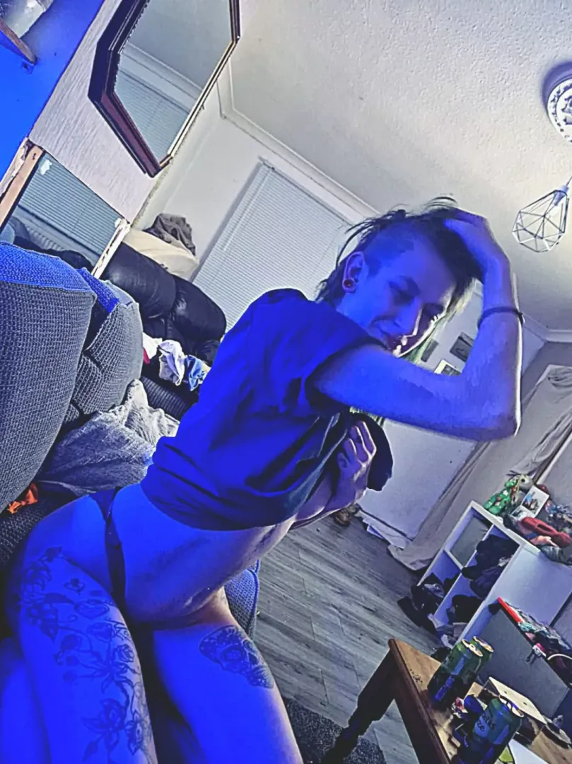 Bi female f