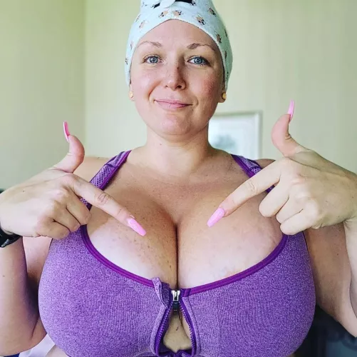 Big Boobs create happiness