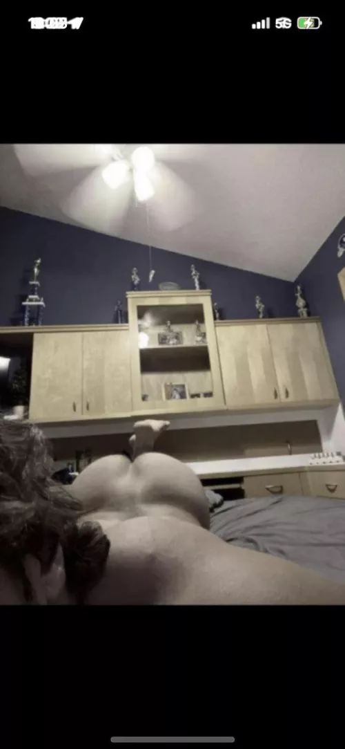 Big booty bottom I’ll link with u and send pics if u use my code