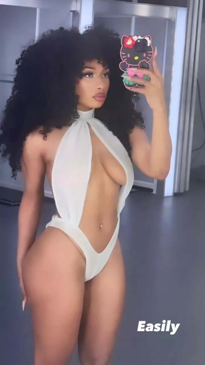 Big hair Meg