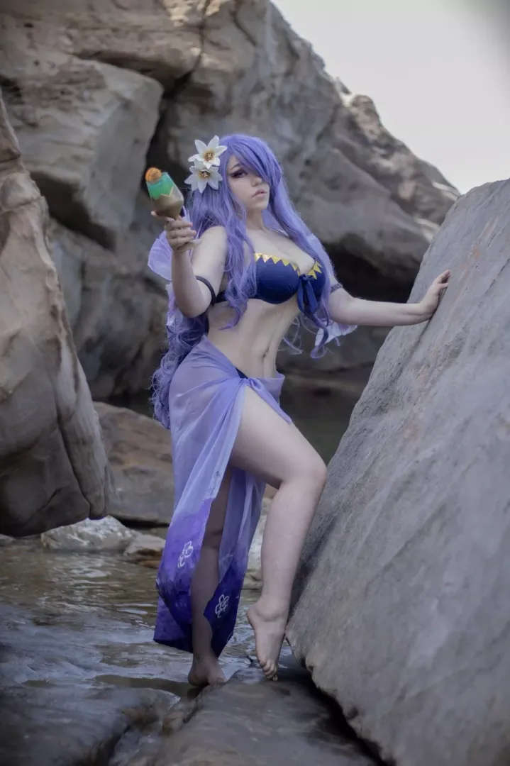 Bikini Camilla cosplay (Hanacos)