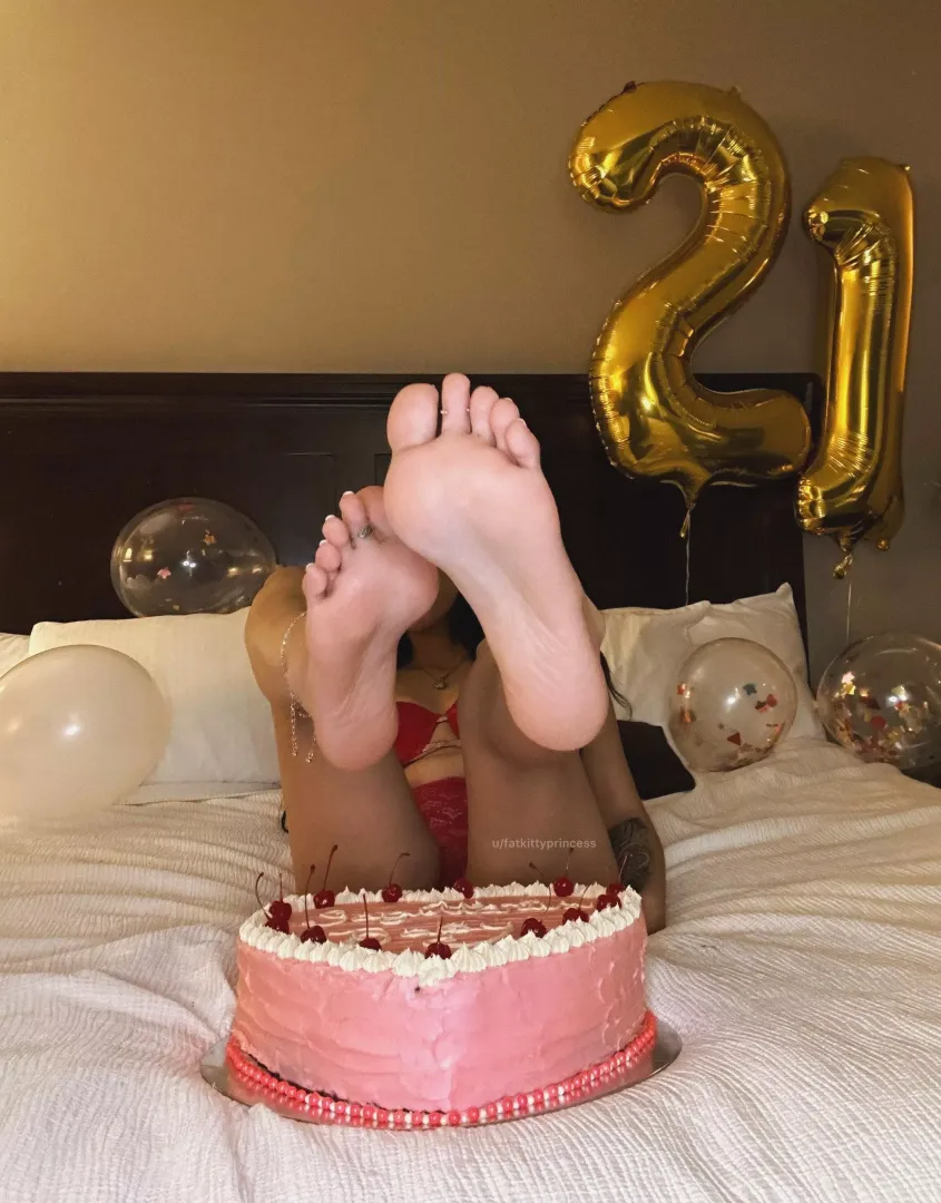 birthday soles 💕