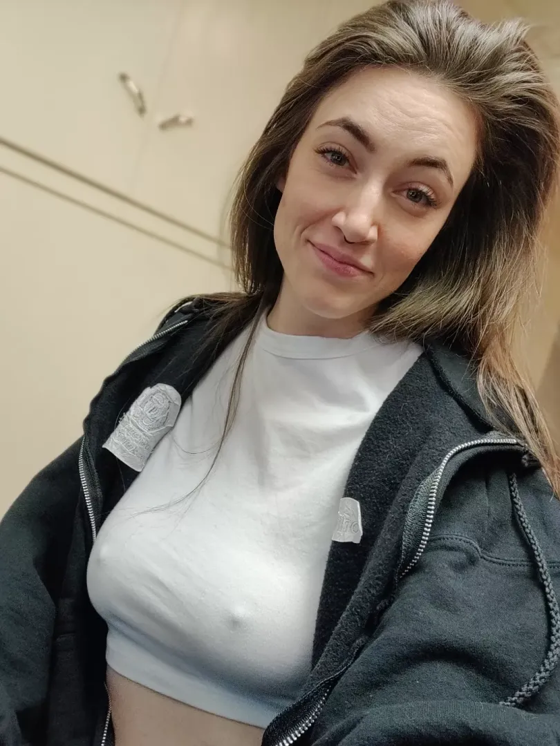 bit of work, and wild hair 😂 [f28][oc]