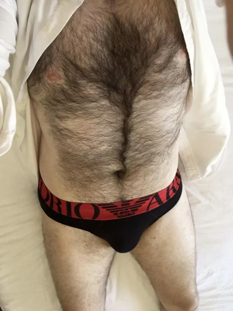 Black isn’t my favourite underwear colour, but the red waistband adds something I think (42)
