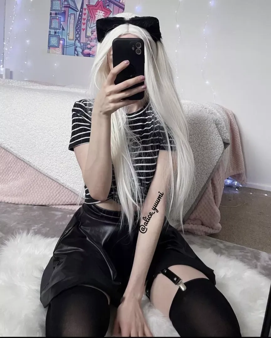 Black kitty