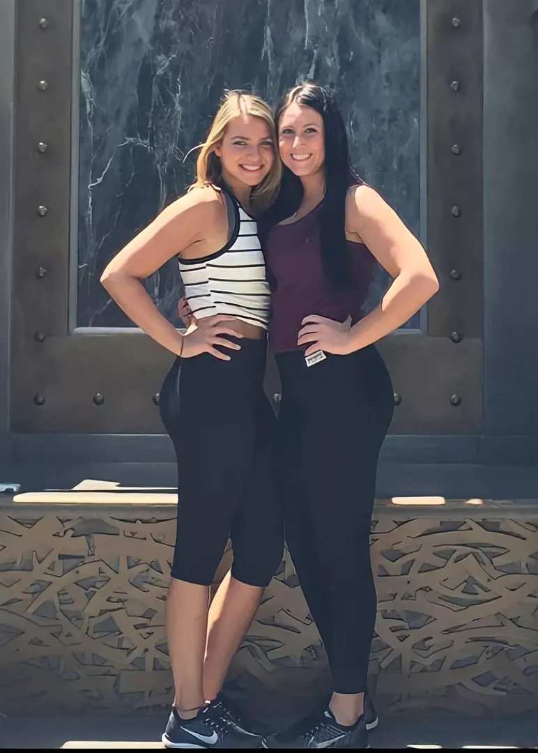 Black Leggings IUTR