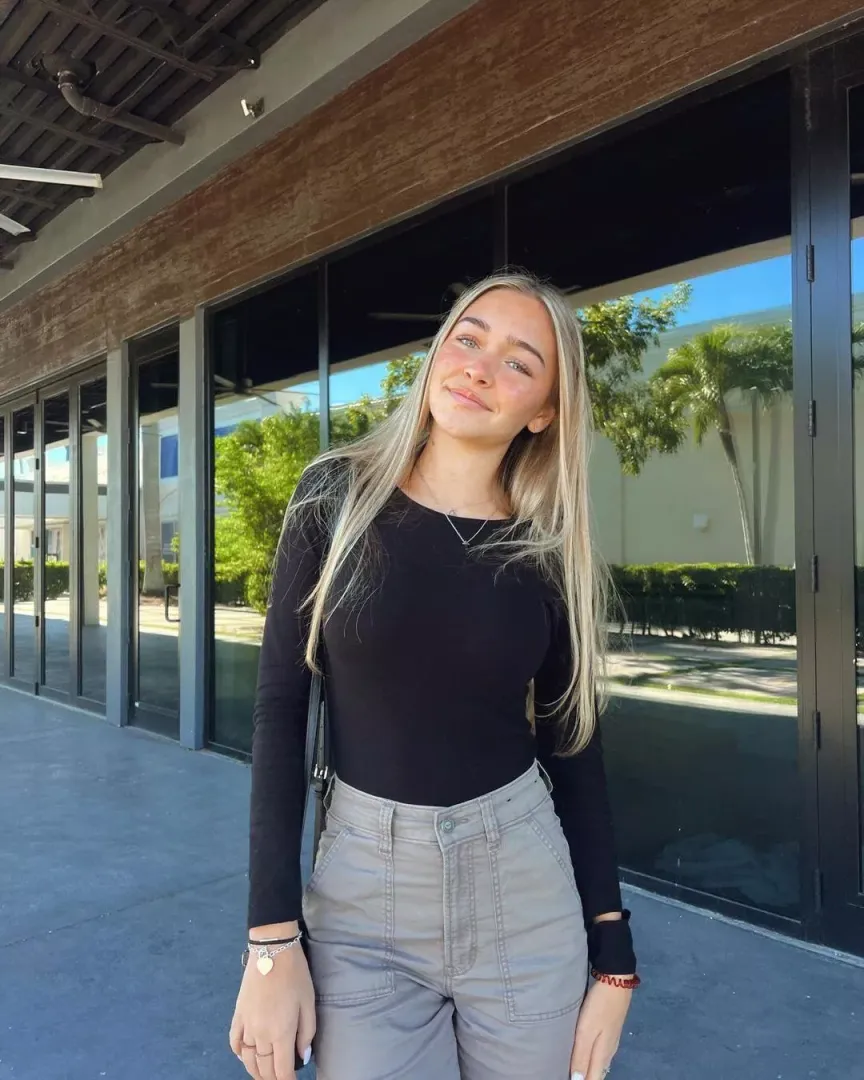 Black top (AIC)