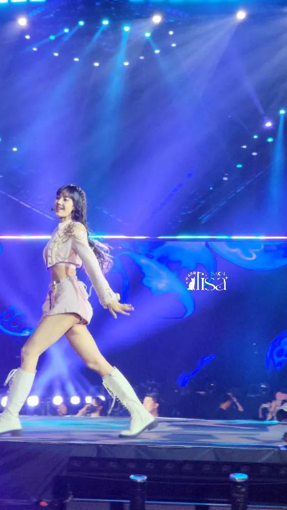 BLACKPINK - Lisa