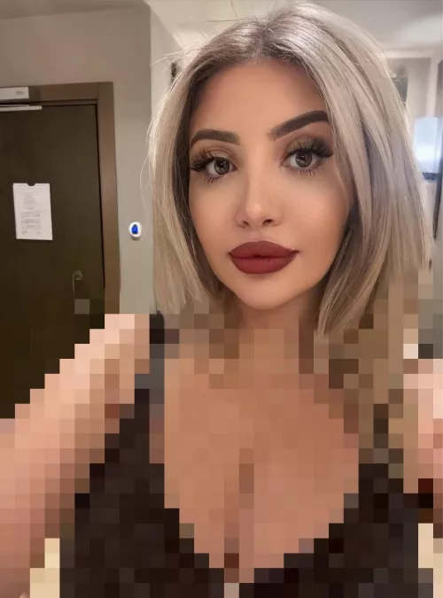 Blessing you with my beautiful face 