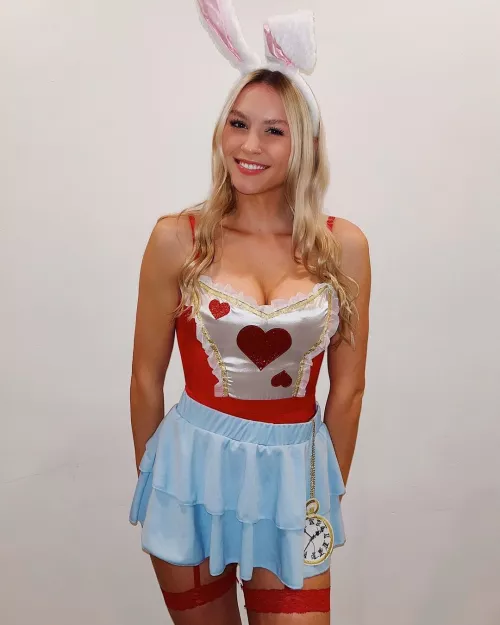 Blonde (AIC)
