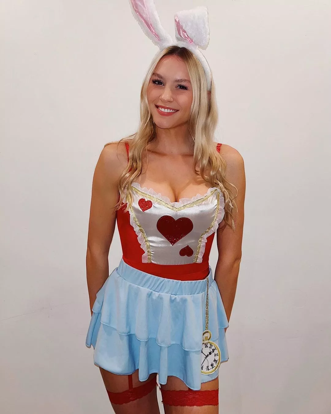Blonde (AIC)