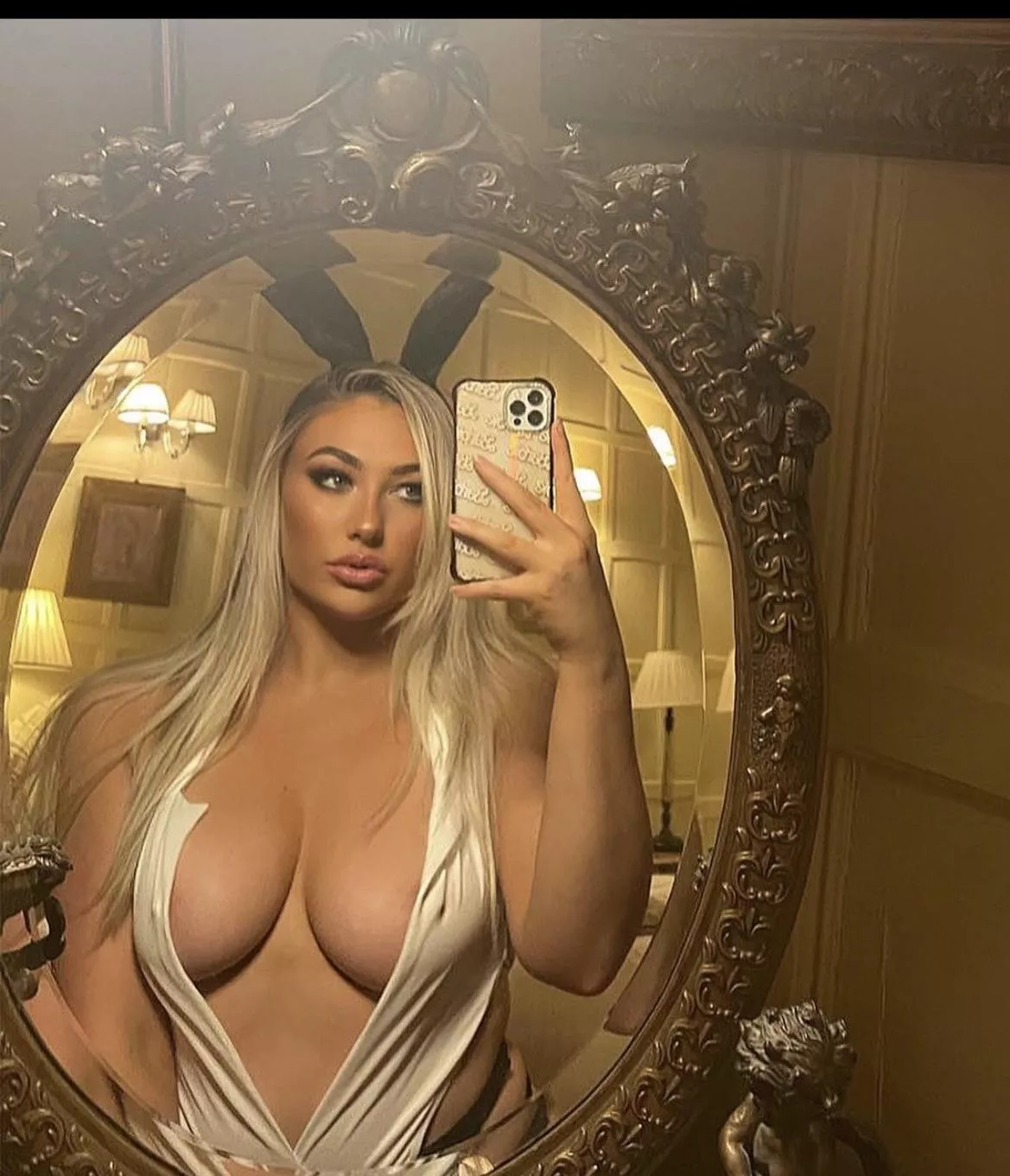Blonde chav