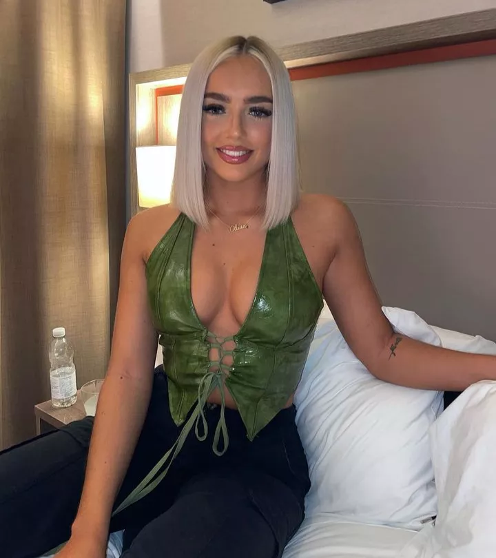 Blonde Liv