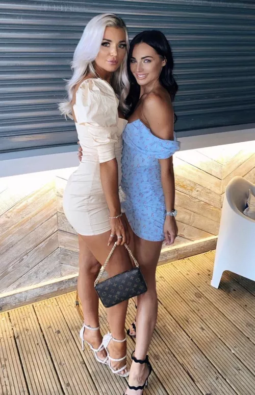 Blonde or brunette