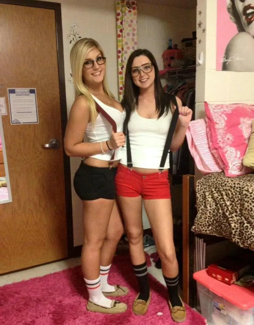 blonde or brunette